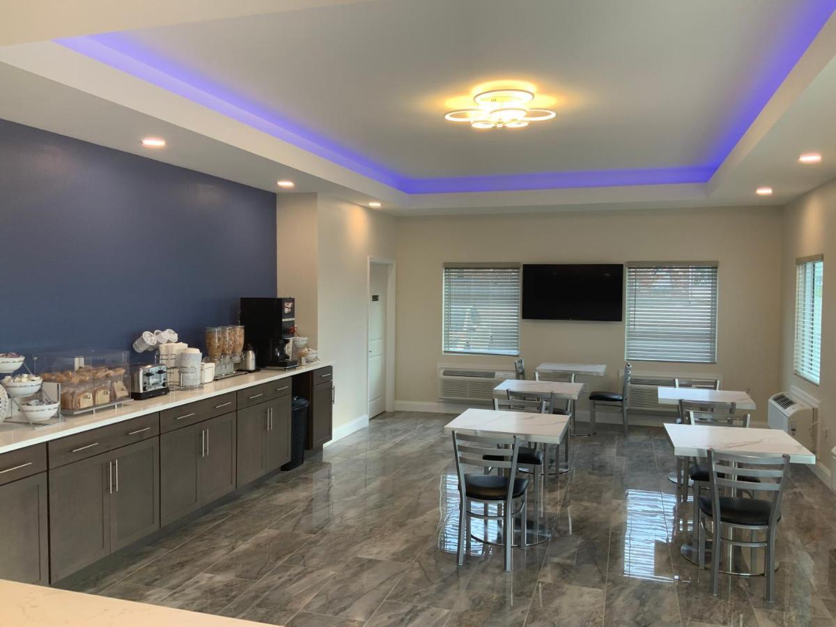 Days Inn By Wyndham Troy Il מראה חיצוני תמונה